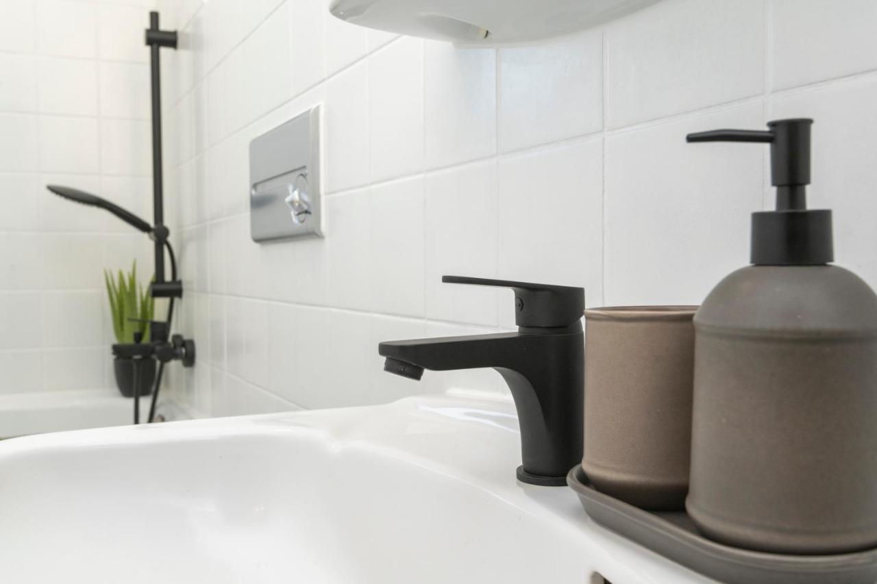 Kurzzeitglueck 24H Self Check-In Kr01 Apartment Krefeld Bagian luar foto